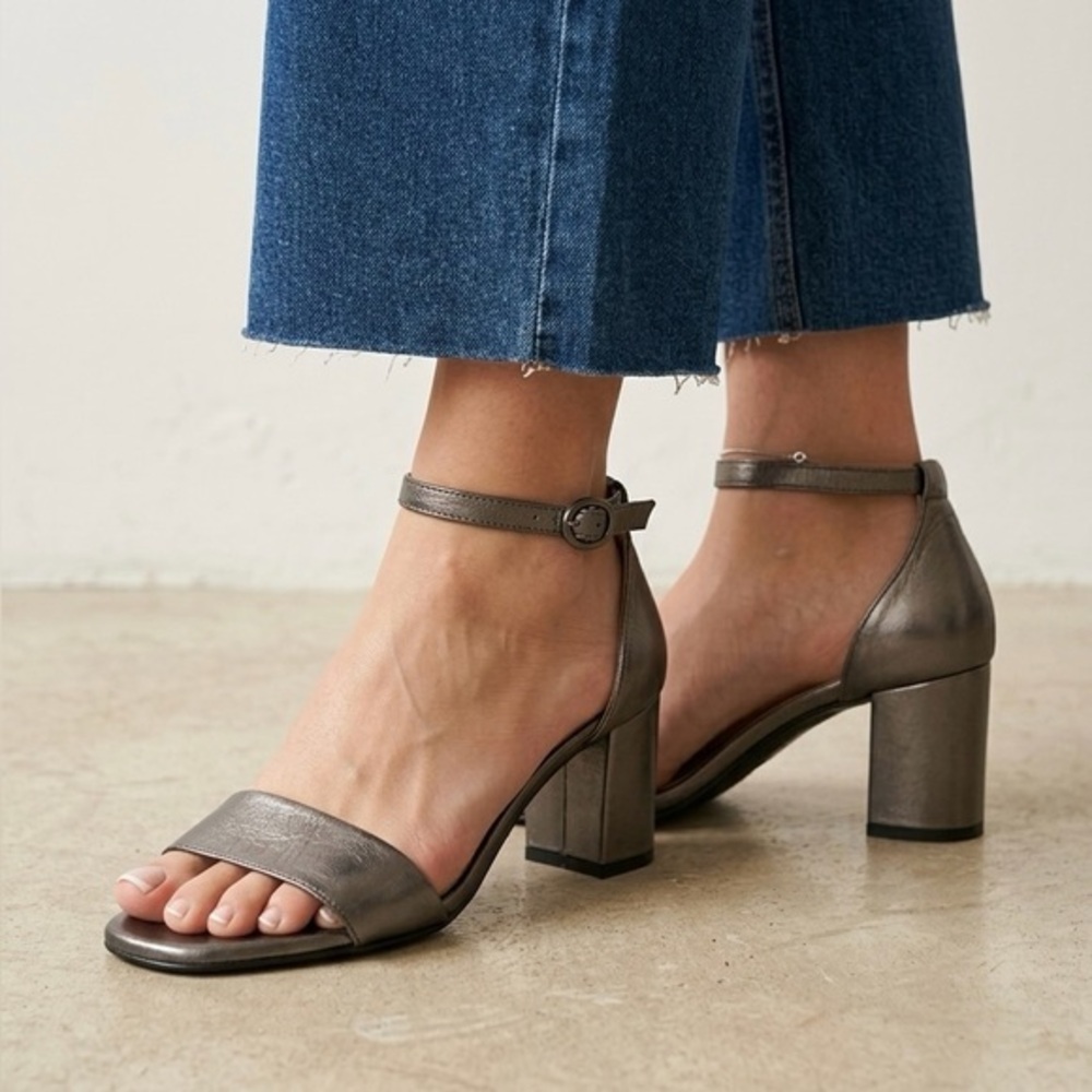 BRENDA ZARO Pewter Metallic Block Heel City Sandal‎ Made In Spain